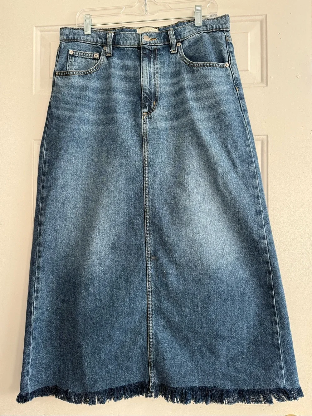 SKIRT  Universal Thread Blue Denim Flare Maxi Skirt